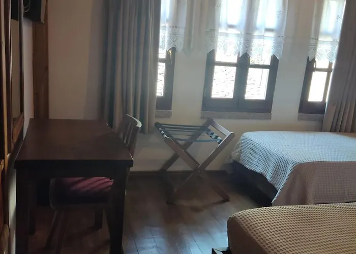 Bizant House Boutique Hotel *