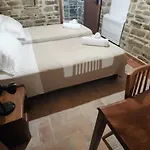 Bizant House Boutique * Gjirokastër