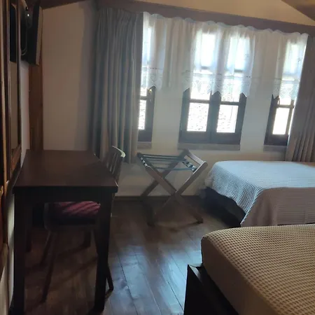 Bizant House Boutique Hotell *