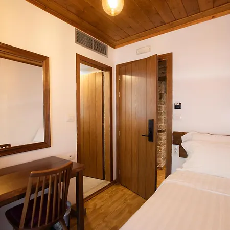 Bizant House Boutique *