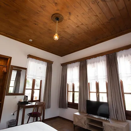 Bizant House Boutique Hotel