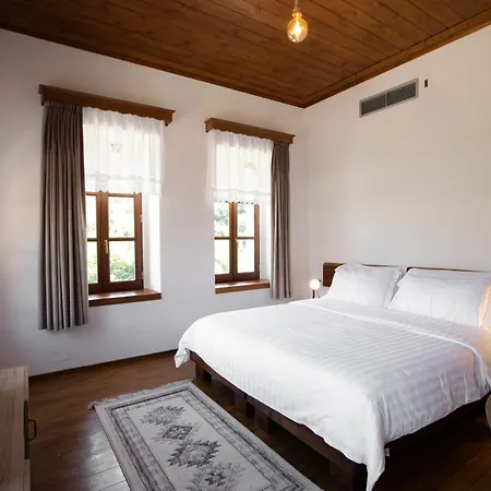 Bizant House Boutique Hotel Gjirokastër