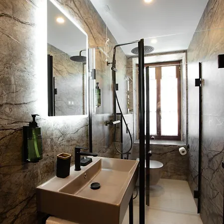 Bizant House Boutique Hotel *