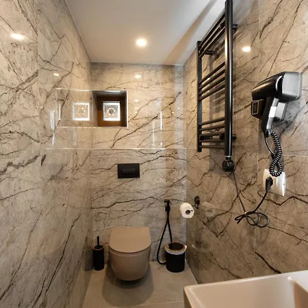 Bizant House Boutique Hotel *