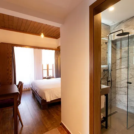 Bizant House Boutique * Gjirokastra